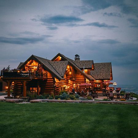 Coyote Bluff Estate Bed & Breakfast Somers Exterior photo